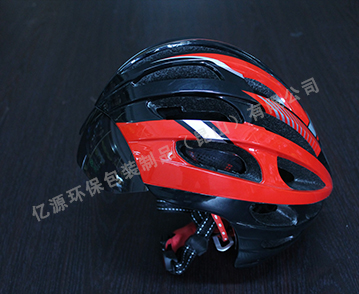 頭盔
