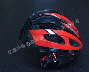 頭盔